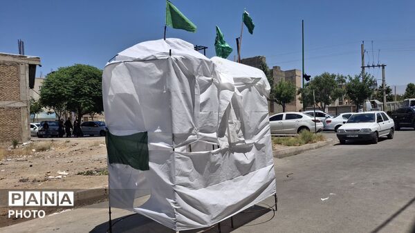 حال‌وهوای عاشورایی در مسجد سالار شهیدان با حضور گسترده عزاداران 