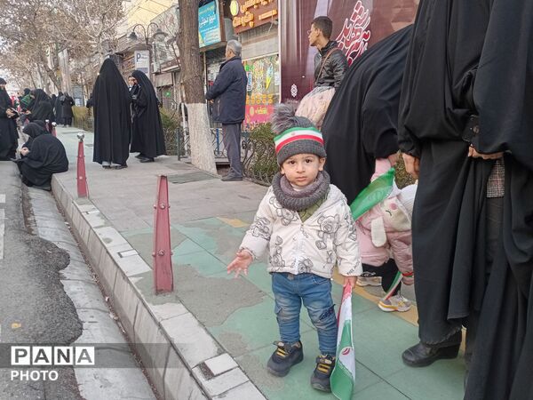 لبیک دهه‌نودی‌های تبریز به سیدمجتبی