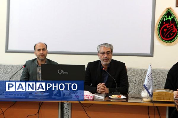 تجلیل از دانش‌آموز خبرنگاران پانا کاشان