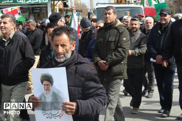 مردم فاروج باری دیگر در روز قدس حماسه آفریدند 