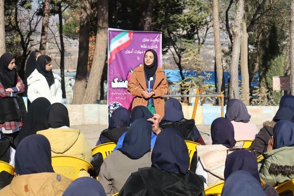 آغاز به کار اردوی تمشک در لرستان