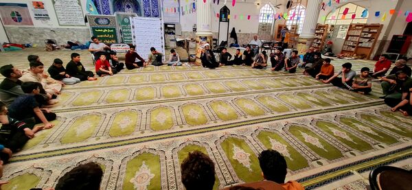 برگزاری مراسم اعتکاف پدر پسری در مسجد جامع آشخانه