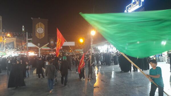 حرم حضرت معصومه(س) در شب شهادت برادر