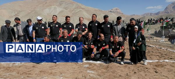 مسابقات بومی محلی  در گود کشتی شهر بار نیشابور