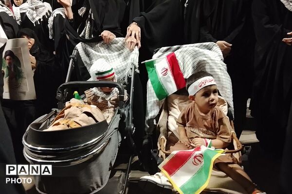 کوچک‌ترین جانفدایان در میدان اقتدار