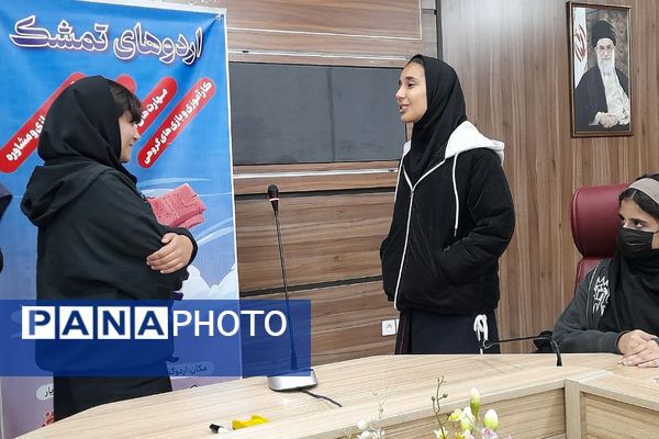 برگزاری اردو تمشک دختران  شهرستان شهریار