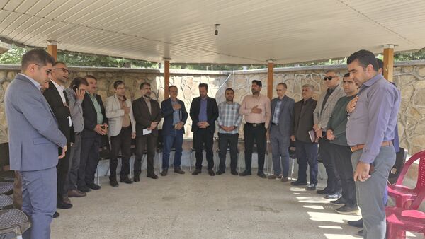 کارگاه‌های تخصصی برنامه ملی نماد ویژه مدیران مدارس شهرستان دنا در اردوگاه شهید مطهری سی‌سخت