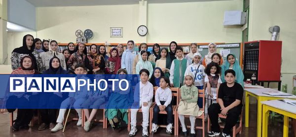 دورهمی‌ شاهنامه خوانان کوچک و بزرگ در کانون فرهنگی هنری شماره یک کرج 