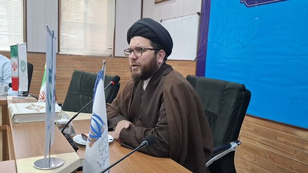 نشست صمیمی اعضای مجلس دانش‌آموزی و خبرنگاران پانا با معاون تربیت‌بدنی و سلامت آموزش و پرورش قم