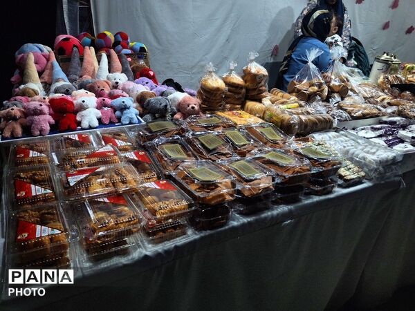 برپایی غرفه‌های عرضه محصولات بانوان کارآفرین؛ حمایت از مشاغل خانگی و رونق اقتصاد خانواده