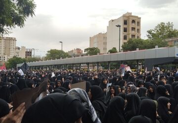 وداع ملت ایران با رفیق حاج قاسم و رهرو شهید رجایی در مشهد مقدس
