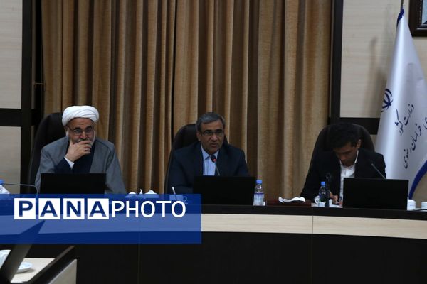 هنرمندان استان خراسان رضوی با استاندار خراسان رضوی دیدار کردند 