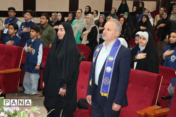 گردهمایی بزرگ خبرنگاران دانش آموز پانا در شهرستان شهریار و تجلیل از فعالان این عرصه