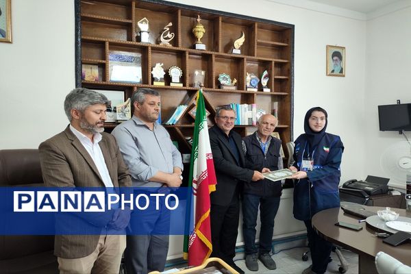 تجلیل از اصحاب رسانه و دانش آموز خبرنگاران فعال پانا در شهرستان خلخال