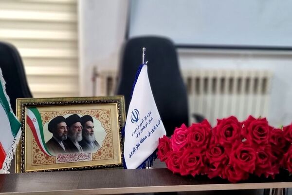 نکوداشت مقام شامخ معلم و تجلیل از پیشگامان عرصه تعلیم و تربیت در نظرکهریزی