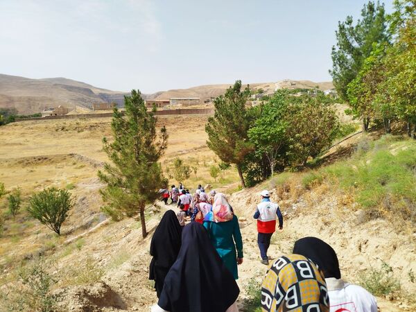 برگزاری اردوی طرح شوق رویش هلال احمر به میزبانی شیروان