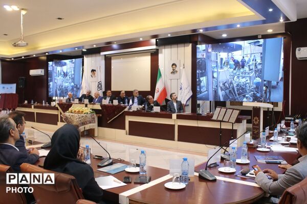هم‌اندیشی رؤسای ادارات فرش کشور در مشهد برای تقویت صنعت فرش ایران