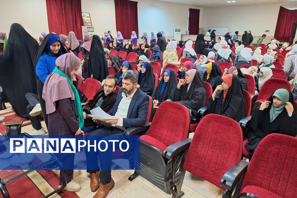 جشنواره دانش‌آموزی سرود در هنرستان سعادت پردیس 