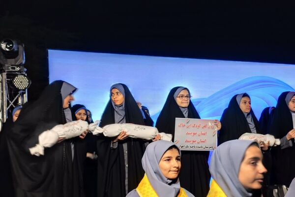 جشن بزرگ دانش‌آموزی-خانوادگی در مجموعه ورزشی آموزگار اهواز