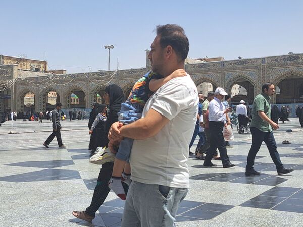 روز دحوالارض در حرم امام مهربانی‌ها