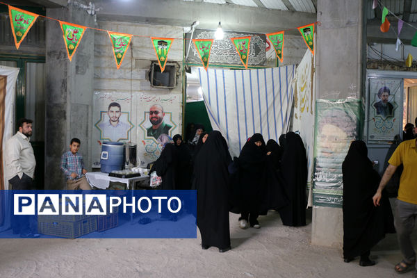 یادواره سادات شهید و چهلم شهدای خدمت در قم