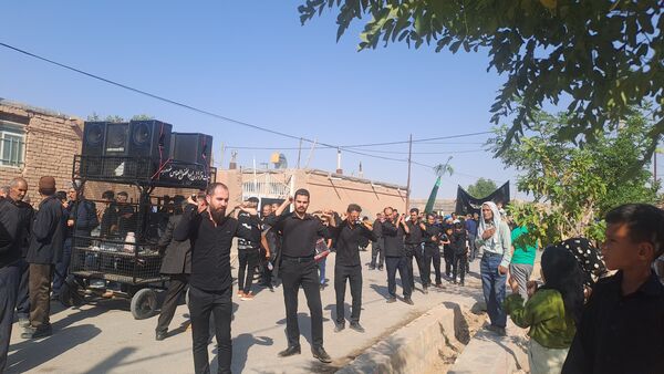 مراسم عزاداری و زنجیر زنی شهادت امام حسن مجتبی(ع) و رحلت پیامبر اکرم (ص) در  روستای کفکی خراسان رضوی