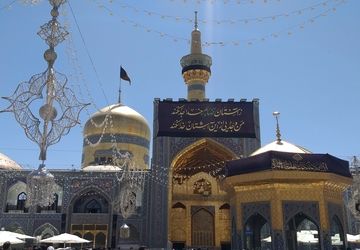 وداع مردم با شهید جمهور در حرم حضرت رضا (ع)