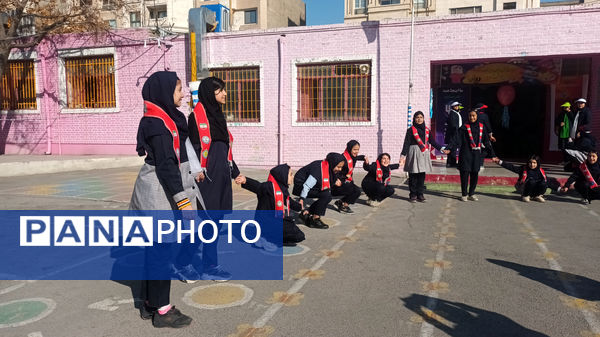 ماها منظر‌ه‌ای زیبا از هنرمندی دانش‌آموزان مدرسه ساره