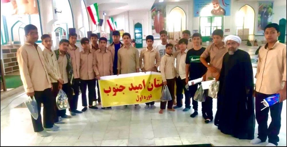 نسل بیداری در بندرعباس فریاد ایستادگی سر داد