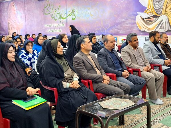 بازدید مدیرکل آموزش و پرورش استان اصفهان از مدرسه حضرت زینب (س) ناحیه ۴ (در طرح نماد)