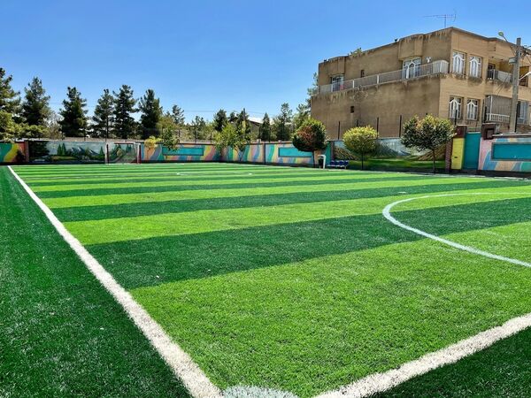 از زمین چمن تا میدان همدلی