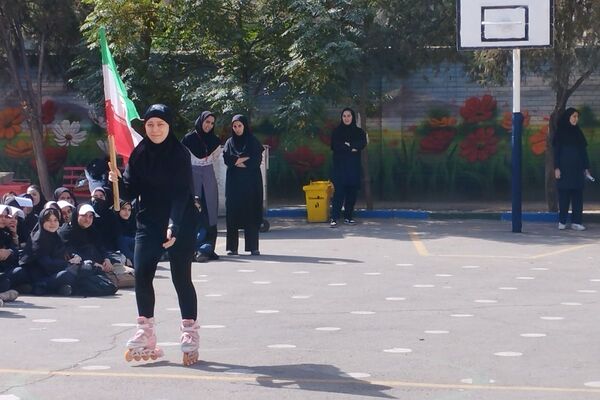 برگزاری المپیاد ورزشی درون‌مدرسه‌ای در مدرسه یاس‌نبی،فتح در بهارستان‌دو