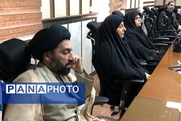 جلسه کارگروه کیفیت بخشی فعالیت‌های پرورشی در ناحیه دو شهرری 