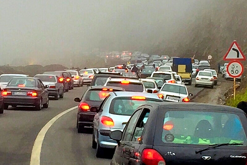 تردد در مسیر جنوب به شمال جاده چالوس و آزادراه تهران - شمال یکطرفه شد