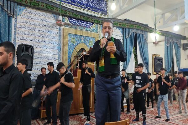 مراسم عزاداری امام حسین(ع) در شهر بار 