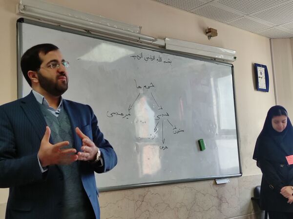 اداره یک روز مدرسه(طرح ایما) توسط دانش‌آموزان دبیرستان فرزانگان استعداد درخشان ملارد
