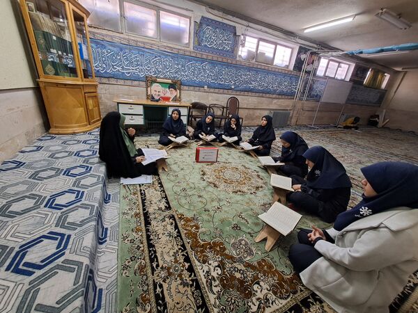 مسابقات آموزشگاهی قرآن و عترت در مدارس شهرستان قدس