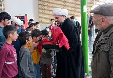 حضور پرچم امام حسین(ع) در جمع معتکفان سفیددشت