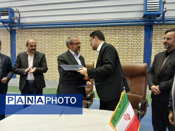 افتتاحیه اولین کارگاه چند منظوره «نوجوان هوشمند» در کشور با هدف توسعه مهارت آموزی و آموزش فناوری‌های نوین