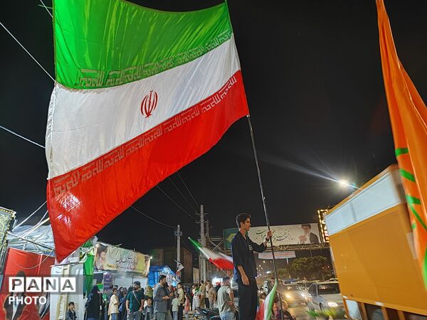 تجدید عهد و پیمان دوباره مردم کرج با رهبر انقلاب 