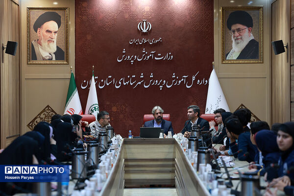 نشست صمیمی خبرنگاران پانا شهرستان‌های استان تهران با مدیرعامل خبرگزاری پانا