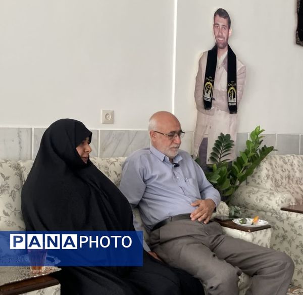 دیدار خبرنگاران پانا و بسیج رسانه شهرستان اردکان با خانواده شهید فتوحی