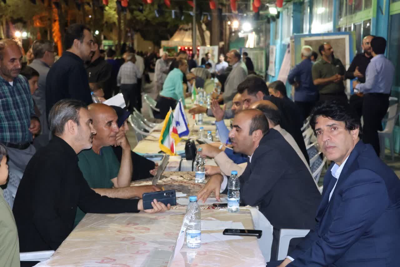 برپایی موکب خدمت در گلستان شهدای اصفهان با حضور فرماندار اصفهان 
