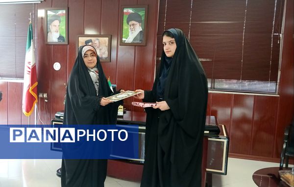 تقدیر از برگزیدگان طرح آموزش فن بیان، اجرا و سخنوری در شهرستان طرقبه شاندیز