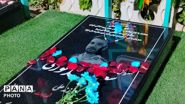 تجدید میثاق با شهدای نیروی انتظامی شهرستان نجف آباد در جنگ رمضان  