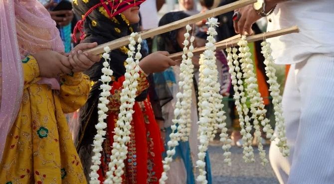 یازدهمین جشنواره ی انبه و یاسمین گل در میناب