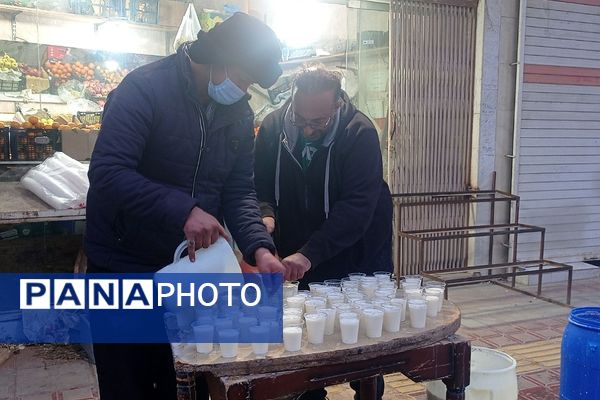 پیشوا غرق در نور و شادی؛ جشن میلاد حضرت مهدی (عج)