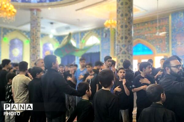 همایش «احلی من العسل» در حسینیه حیدر زرقان
