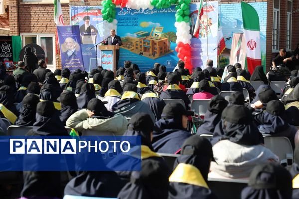 انتخابات شورای دانش‌آموزی در بیش از ۶۰۰۰ مدرسه استان آذربایجان شرقی 