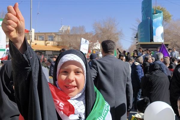 راهپیمایی ۲۲ بهمن در چهل و ششمین سالگرد پیروزی شکوهمند انقلاب اسلامی در شهرستان آباده